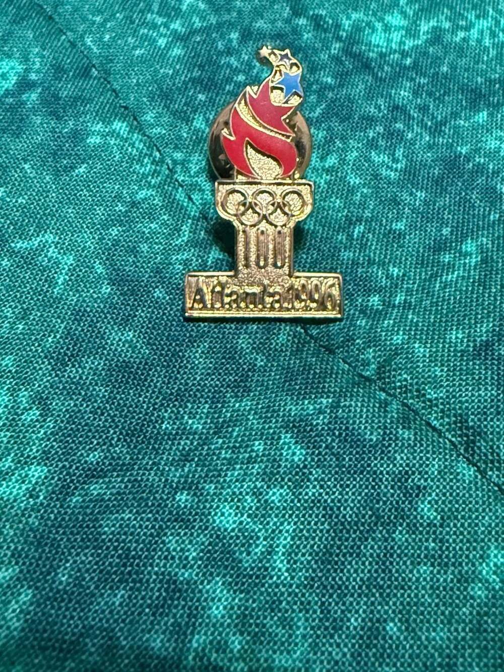 Vintage 1996 Atlanta Olympic Games Torch Lapel Pin